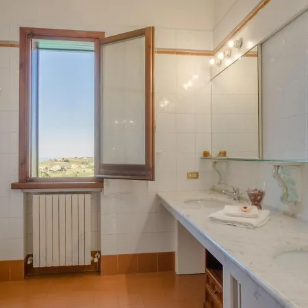 Spacious In Roseto Degli Abruzzi With Pool